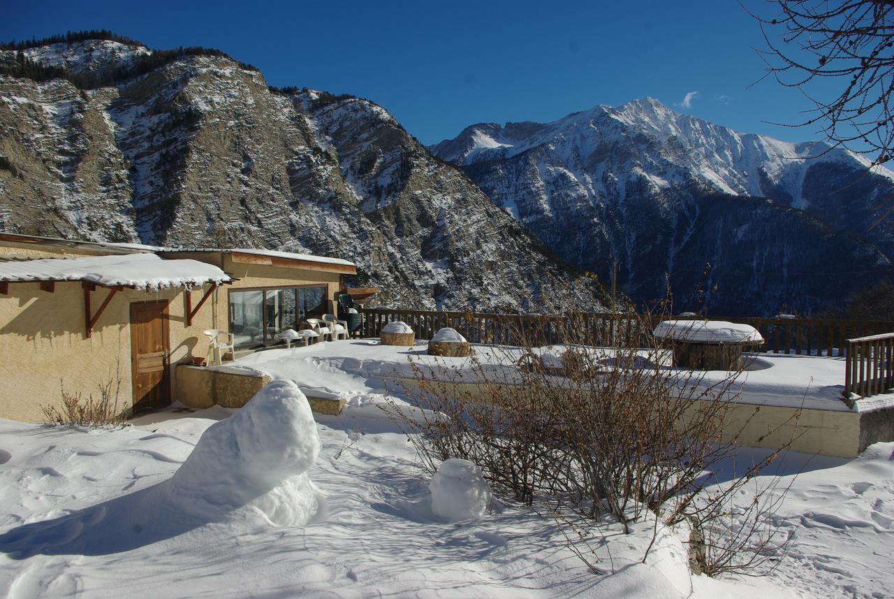 Gite D'Etape Le Belvedere De Sainte-Anne La Condamine-Chatelard Екстериор снимка